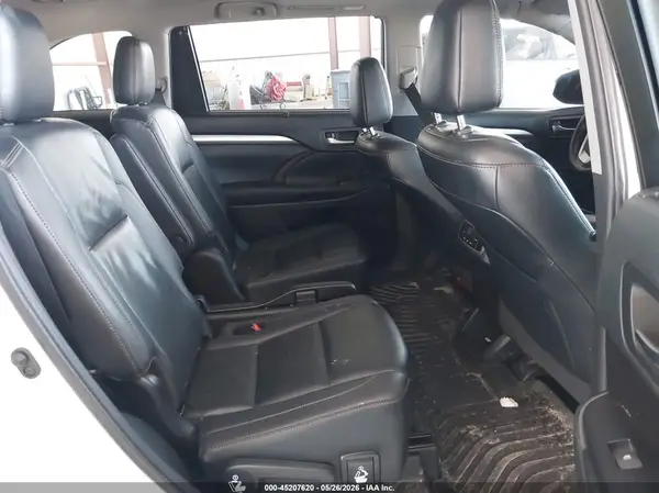 5TDKZRFH1KS566037 2019 TOYOTA HIGHLANDER - Image 8