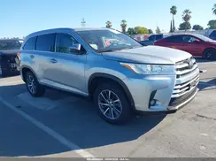 5TDKZRFH1KS573554 2019 TOYOTA HIGHLANDER