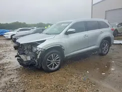 5TDKZRFH1KS574090 2019 TOYOTA HIGHLANDER