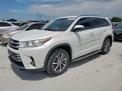 5TDKZRFH2HS197262 2017 TOYOTA HIGHLANDER
