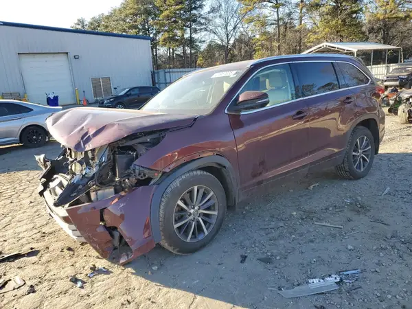 5TDKZRFH2HS220393 2017 TOYOTA HIGHLANDER - Image 1