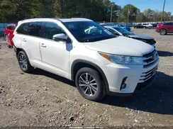 5TDKZRFH2HS520967 2017 TOYOTA HIGHLANDER
