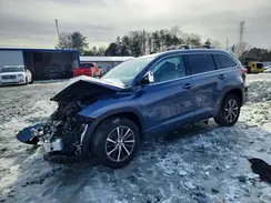 5TDKZRFH2HS521942 2017 TOYOTA HIGHLANDER
