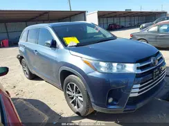 5TDKZRFH2HS526283 2017 TOYOTA HIGHLANDER