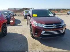 5TDKZRFH2JS251164 2018 TOYOTA HIGHLANDER