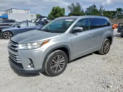 5TDKZRFH2JS527665 2018 TOYOTA HIGHLANDER