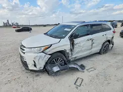 5TDKZRFH2JS530274 2018 TOYOTA HIGHLANDER