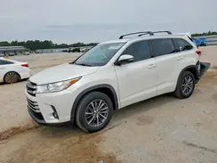 5TDKZRFH2JS536494 2018 TOYOTA HIGHLANDER