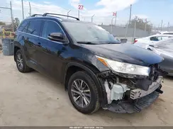 5TDKZRFH2JS541887 2018 TOYOTA HIGHLANDER