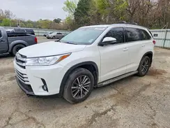 5TDKZRFH2JS542439 2018 TOYOTA HIGHLANDER