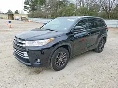 5TDKZRFH2JS543767 2018 TOYOTA HIGHLANDER