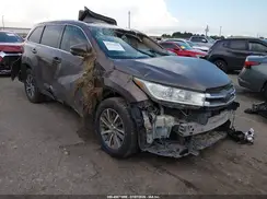 5TDKZRFH2KS293836 2019 TOYOTA HIGHLANDER