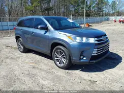 5TDKZRFH2KS332554 2019 TOYOTA HIGHLANDER