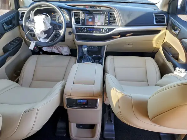 5TDKZRFH2KS342355 2019 TOYOTA HIGHLANDER - Image 8