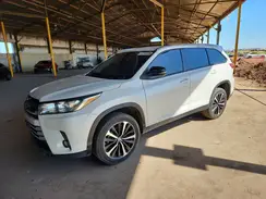 5TDKZRFH2KS551207 2019 TOYOTA HIGHLANDER