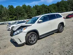 5TDKZRFH2KS552423 2019 TOYOTA HIGHLANDER