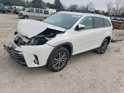 5TDKZRFH2KS555130 2019 TOYOTA HIGHLANDER