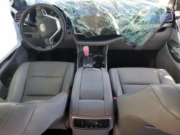 5TDKZRFH2KS565589 2019 TOYOTA HIGHLANDER - Image 8