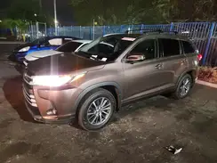 5TDKZRFH3HS206986 2017 TOYOTA HIGHLANDER
