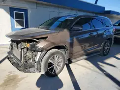 5TDKZRFH3HS226560 2017 TOYOTA HIGHLANDER
