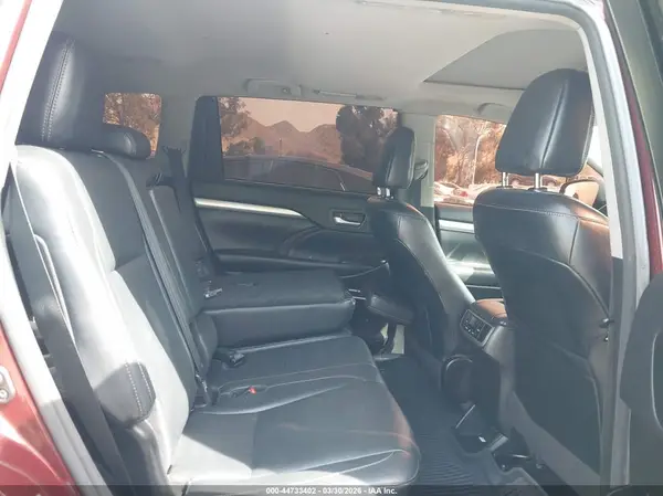 5TDKZRFH3HS233489 2017 TOYOTA HIGHLANDER - Image 8