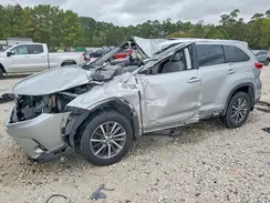 5TDKZRFH3HS511632 2017 TOYOTA HIGHLANDER