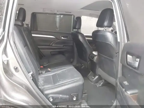 5TDKZRFH3HS514644 2017 TOYOTA HIGHLANDER - Image 8