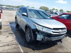 5TDKZRFH3HS524249 2017 TOYOTA HIGHLANDER