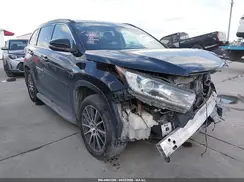 5TDKZRFH3JS282388 2018 TOYOTA HIGHLANDER