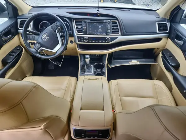 5TDKZRFH3JS528291 2018 TOYOTA HIGHLANDER - Image 8