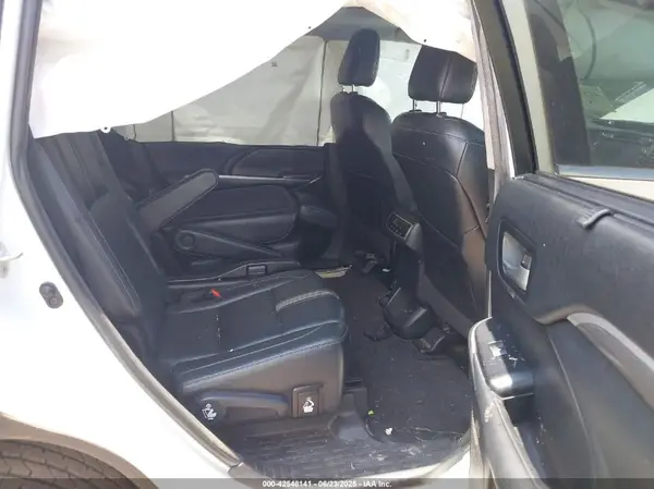 5TDKZRFH3JS529523 2018 TOYOTA HIGHLANDER - Image 8