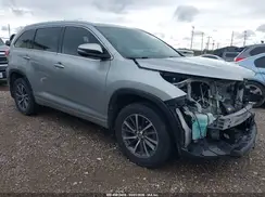 5TDKZRFH3JS530090 2018 TOYOTA HIGHLANDER