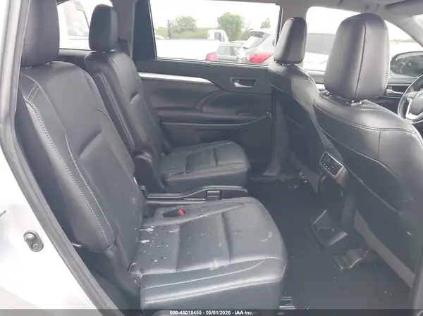 5TDKZRFH3JS530090 2018 TOYOTA HIGHLANDER - Image 8