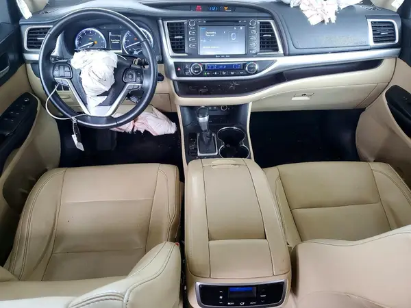 5TDKZRFH3JS540229 2018 TOYOTA HIGHLANDER - Image 8