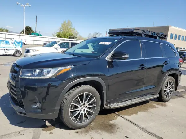 5TDKZRFH3JS540733 2018 TOYOTA HIGHLANDER - Image 1