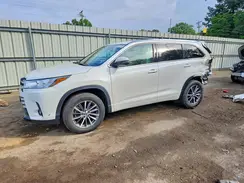 5TDKZRFH3JS541168 2018 TOYOTA HIGHLANDER
