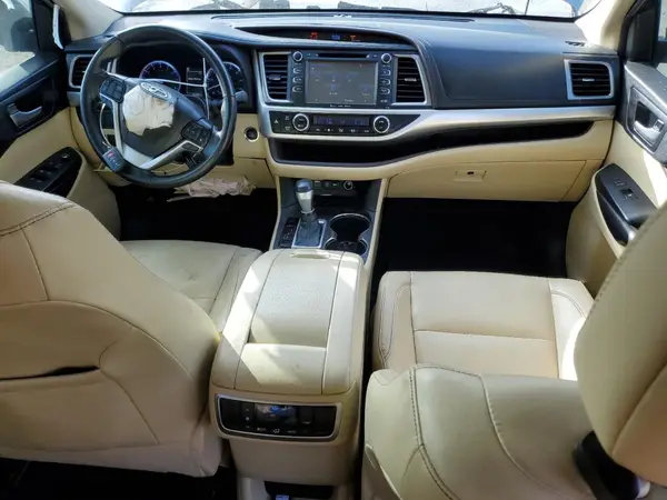 5TDKZRFH3KS289794 2019 TOYOTA HIGHLANDER - Image 8