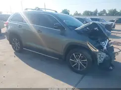 5TDKZRFH3KS299645 2019 TOYOTA HIGHLANDER