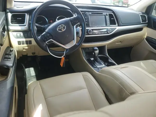 5TDKZRFH3KS308523 2019 TOYOTA HIGHLANDER - Image 8