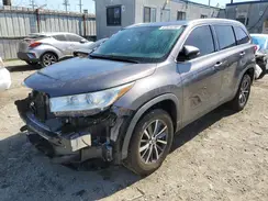 5TDKZRFH3KS309719 2019 TOYOTA HIGHLANDER