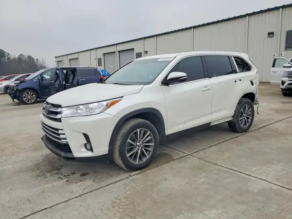 5TDKZRFH3KS321434 2019 TOYOTA HIGHLANDER - Image 1