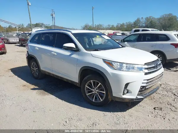 5TDKZRFH3KS325421 2019 TOYOTA HIGHLANDER - Image 1