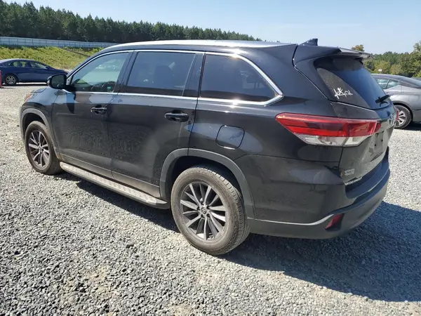 5TDKZRFH3KS327069 2019 TOYOTA HIGHLANDER - Image 2