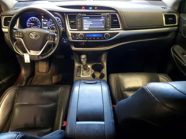 5TDKZRFH3KS329520 2019 TOYOTA HIGHLANDER - Image 8