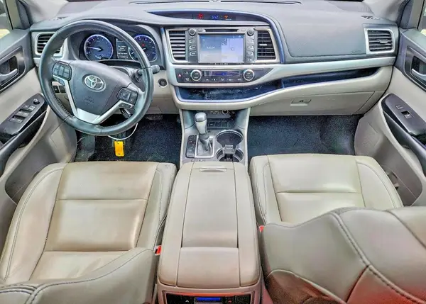 5TDKZRFH3KS331137 2019 TOYOTA HIGHLANDER - Image 8
