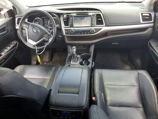 5TDKZRFH3KS345426 2019 TOYOTA HIGHLANDER - Image 8