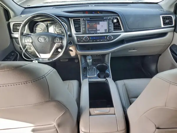5TDKZRFH3KS360170 2019 TOYOTA HIGHLANDER - Image 8