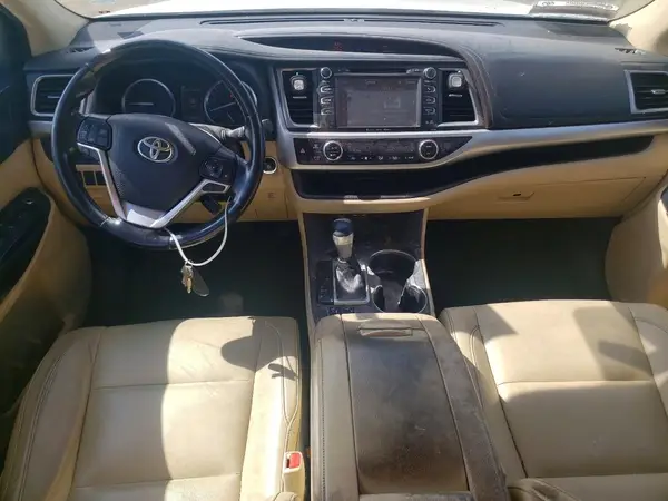 5TDKZRFH3KS553905 2019 TOYOTA HIGHLANDER - Image 8