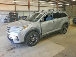 5TDKZRFH3KS561048 2019 TOYOTA HIGHLANDER