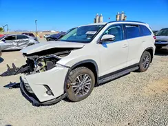 5TDKZRFH3KS565021 2019 TOYOTA HIGHLANDER